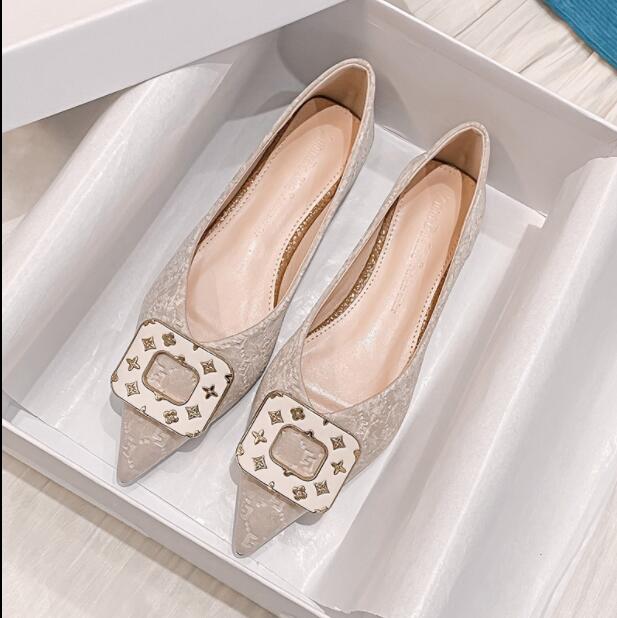 Top Grade women dress work shoes Loafers comfortable gravida flat heel pointed toe luxury Fashion Casual Party brand single shoes plus size 35-40, Clear
Top Grade women dress work shoes Loafers comfortable gravida flat heel pointed toe luxury Fashion Casual Party brand single shoes plus size 35-40, Clear