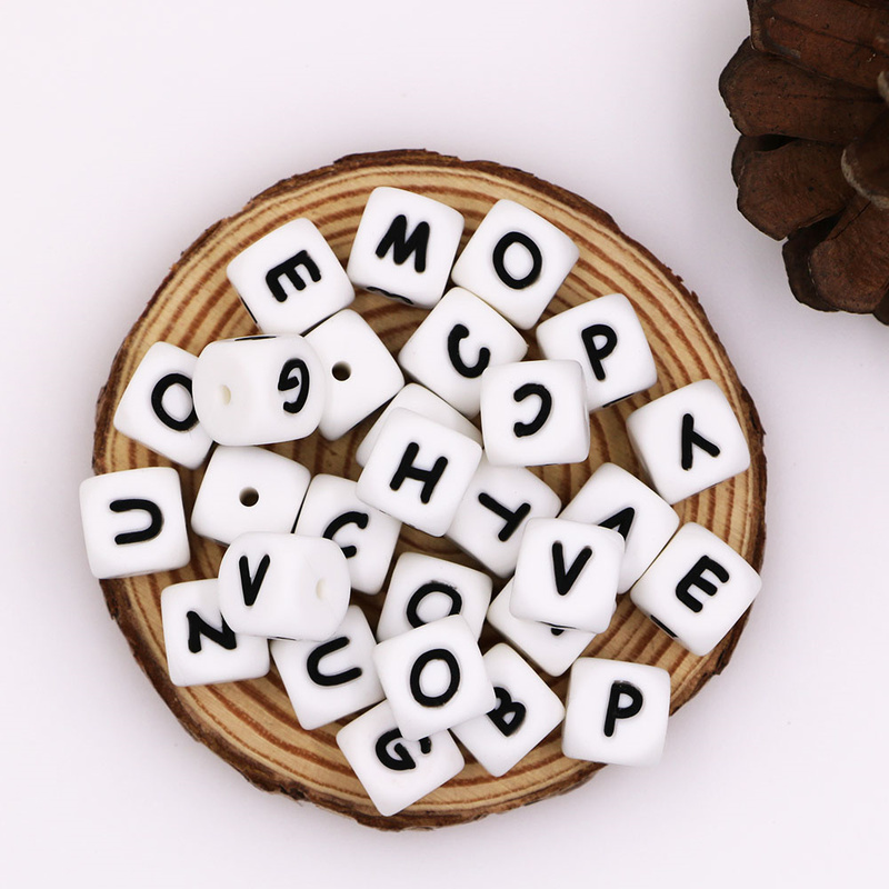 Kovict 12mm 500pc Silicone Letters Beads Baby Teether Beads Chewing Alphabet Bead For Personalized Name DIY Teething Necklace 220507