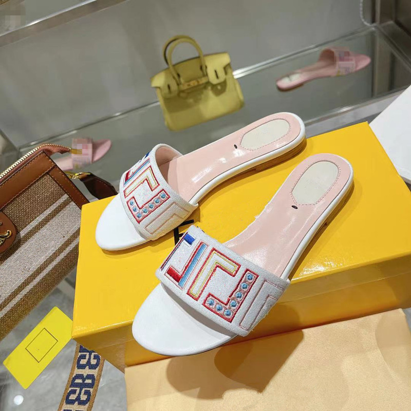 2022 New Sandals Designer Multicolor Embroidered Flat Slippers Boot Rack High Quality Flat Ladies Loafers Sandals 0402, 01
2022 New Sandals Designer Multicolor Embroidered Flat Slippers Boot Rack High Quality Flat Ladies Loafers Sandals 0402, 01