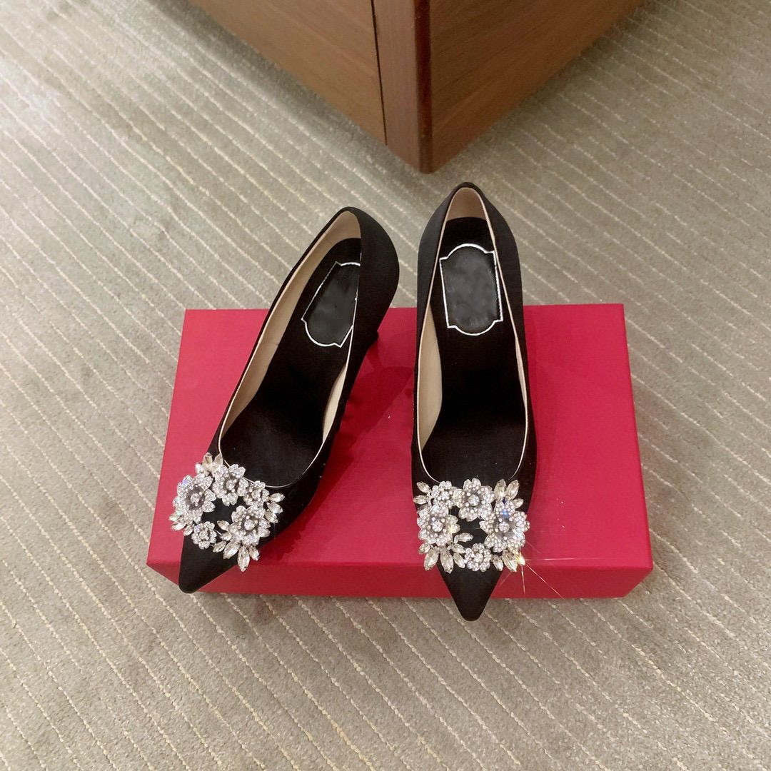 2022 spring new shoes snowflake diamond buckle stiletto low pointed shallow mouth single shoes female celebrity style sexy high heel wedding, Black
2022 spring new shoes snowflake diamond buckle stiletto low pointed shallow mouth single shoes female celebrity style sexy high heel wedding, Black