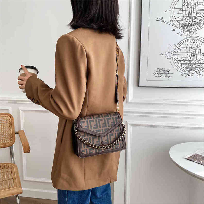 20% off sitewide 2022 Top Design Luxury Bags series women's texture small versatile broadband messenger bag, Brown
20% off sitewide 2022 Top Design Luxury Bags series women's texture small versatile broadband messenger bag, Brown