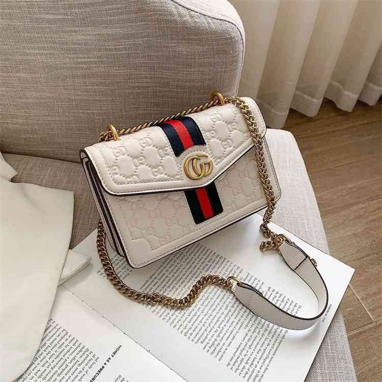 spring new chain Korean style women's single shoulder small square bag Purses Onlines, White
spring new chain Korean style women's single shoulder small square bag Purses Onlines, White