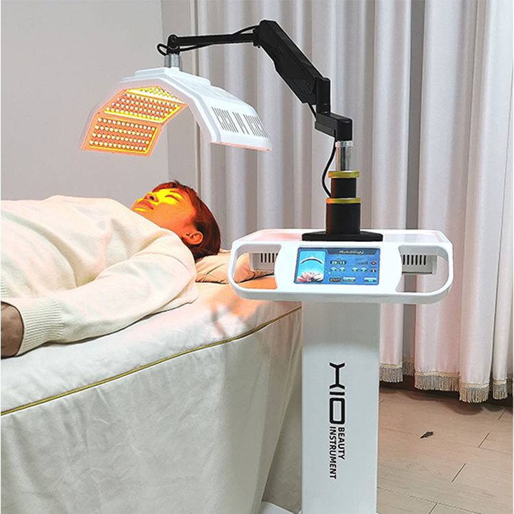 The latest cold light beam led machine photon therapy instrument PDT lights treatment led mask skin beauty equipment
