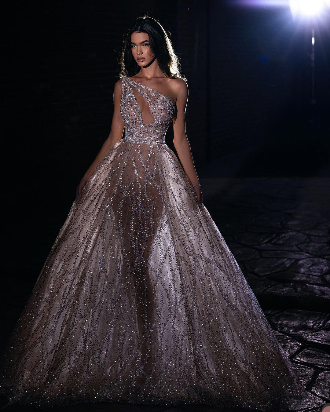 Illusion Wedding Dress One Shoulder Beaded Lace Sleeveless Bridal Gowns Sexy See Through Party Bride Dresses
