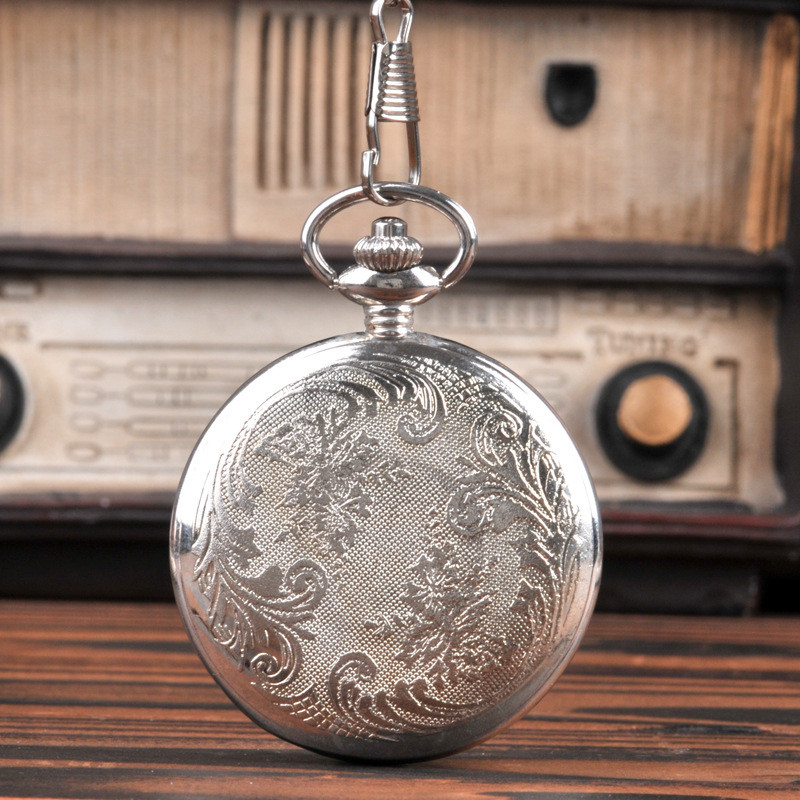 10pcs watches Manufacturer wholesale small bronze giraffe foreign trade nostalgic decorative pocket watch 6111-2
10pcs watches Manufacturer wholesale small bronze giraffe foreign trade nostalgic decorative pocket watch 6111-2