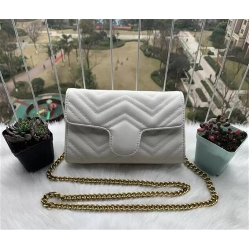 luxurys designers fashion Embossing Messenger bag totes handbags for women purses handbag crossbody shoulder bags, Red
luxurys designers fashion Embossing Messenger bag totes handbags for women purses handbag crossbody shoulder bags, Red