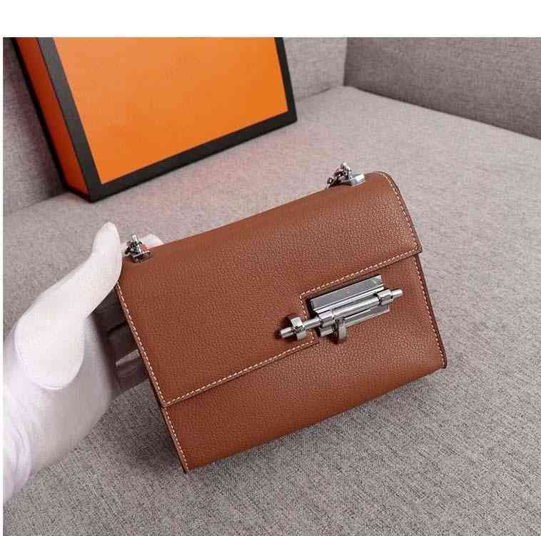 5a Top Selling Designer Fashion h Brand Designer Bags Hams Women Handbags Genuine Leather Chain Shoulder Purse verrou's Bag Cross Body, Black
5a Top Selling Designer Fashion h Brand Designer Bags Hams Women Handbags Genuine Leather Chain Shoulder Purse verrou's Bag Cross Body, Black
