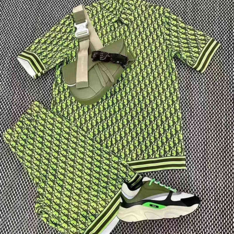 Men's Casual Shirts Summer Shorts D22ior Fashion New Printed Fluorescent Green Short Sleeve T-shirt Pants Two Piece High Quality Hawaiian, Black suit
Men's Casual Shirts Summer Shorts D22ior Fashion New Printed Fluorescent Green Short Sleeve T-shirt Pants Two Piece High Quality Hawaiian, Black suit