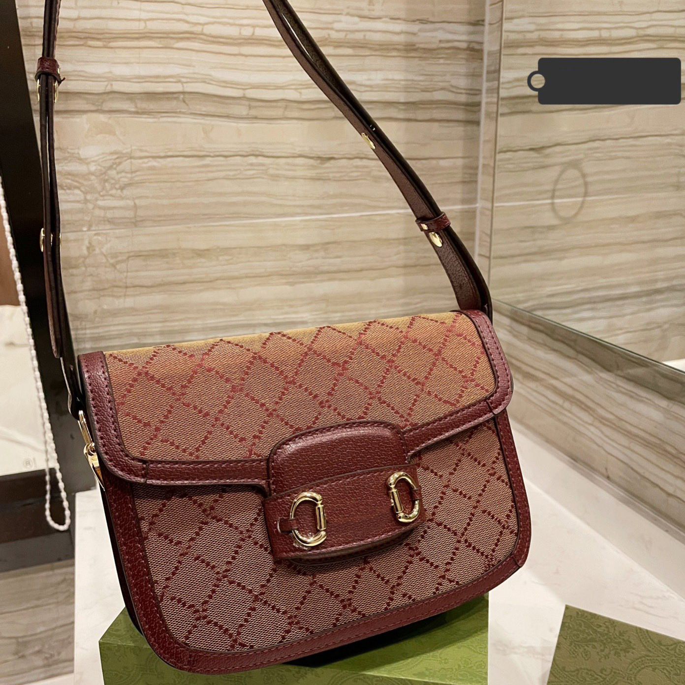 Saddlees bag Crossbody Leather Luxury Designer Brand Bags Fashion Shoulder Handbags High Quality Women Letter Purse Phone Wallet Metallic artwork, No bags
Saddlees bag Crossbody Leather Luxury Designer Brand Bags Fashion Shoulder Handbags High Quality Women Letter Purse Phone Wallet Metallic artwork, No bags