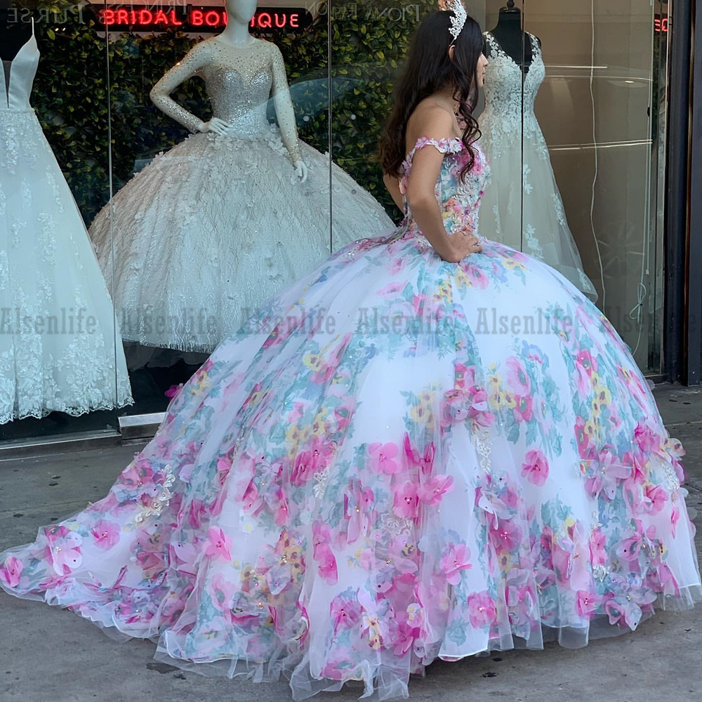 White Embroidery Flowers Ball Gown Quinceanera Dress Off Shoulder Mexican Prom Dress Vestidos De 15 Anos 2022
