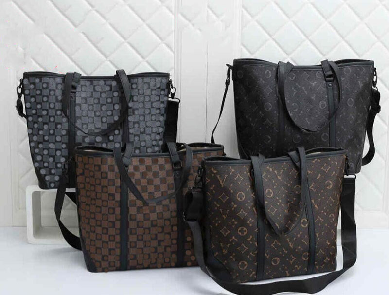Designer Bag Totes Handbags Shoulder crossbody bags ONTHEGO Women men Louise's Viuton's Monograms leather Large capacity bookbag pocket lvis Axillary Package 40156, Extra shipping
Designer Bag Totes Handbags Shoulder crossbody bags ONTHEGO Women men Louise's Viuton's Monograms leather Large capacity bookbag pocket lvis Axillary Package 40156, Extra shipping