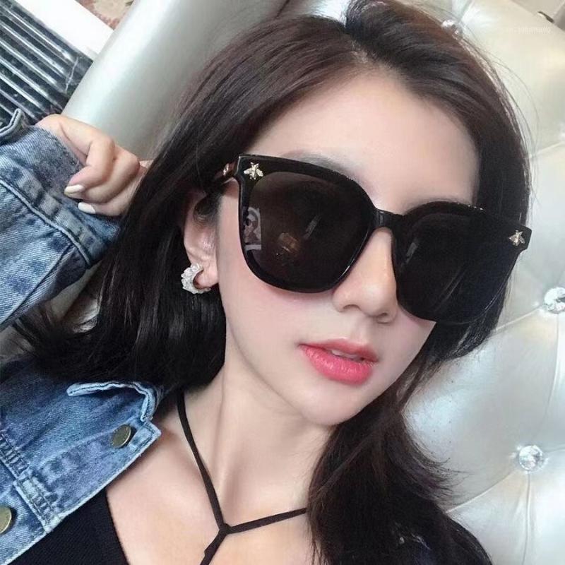 Metal Bee Glasses Large Size Men's Travel Sunglasses Fashion Brand Design Classic Style Summer Women's Accessories Uv
Metal Bee Glasses Large Size Men's Travel Sunglasses Fashion Brand Design Classic Style Summer Women's Accessories Uv