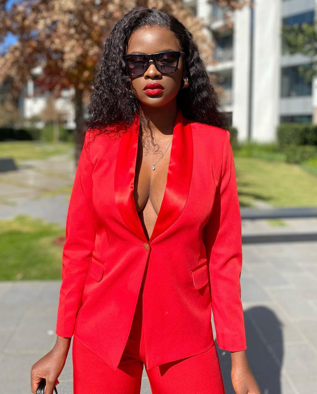 High Quality Casual Red Pants Suits Two Piece Set 2022 Summer V Neck Ladies Blazer Jacket Business Attire