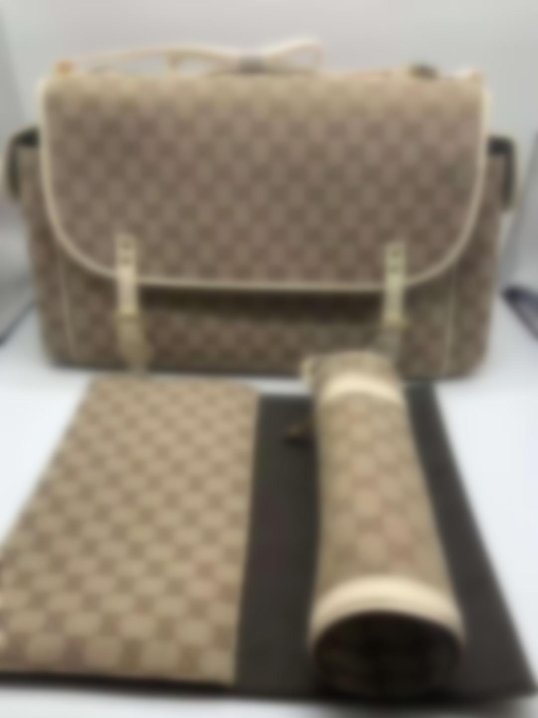 Baby Diaper Bag Front Strap Carriers Fashion 2022 Safety Backpacks Kids Brand Mother Straps Mummy Maternity Nursing Handbag Babys Multi-function Diapers Leather, Box
Baby Diaper Bag Front Strap Carriers Fashion 2022 Safety Backpacks Kids Brand Mother Straps Mummy Maternity Nursing Handbag Babys Multi-function Diapers Leather, Box