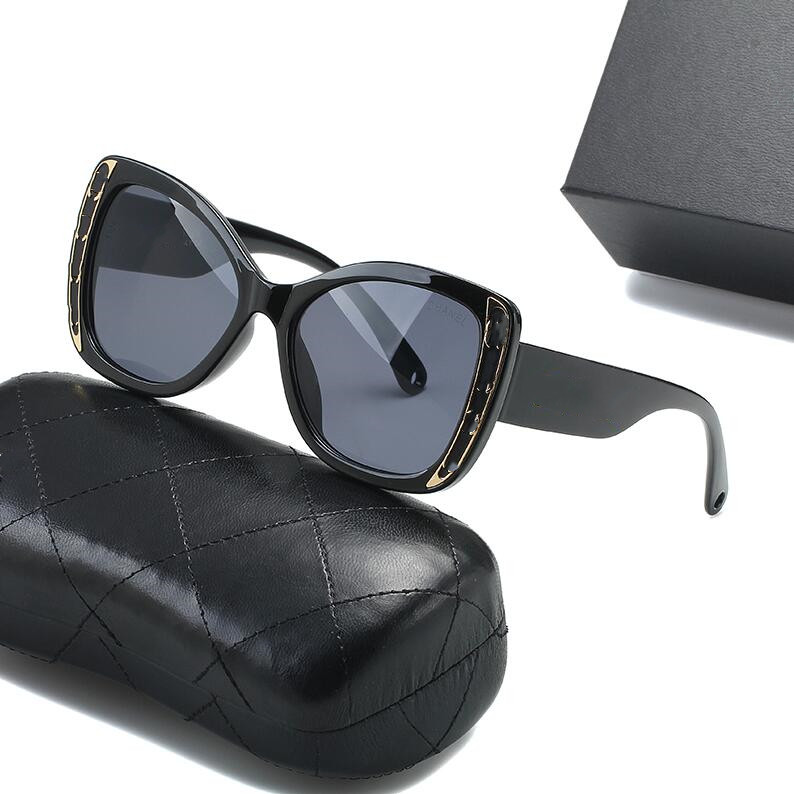 designer luxury sunglasses with box of stylish high quality polarized glasses for men and women UV400
designer luxury sunglasses with box of stylish high quality polarized glasses for men and women UV400