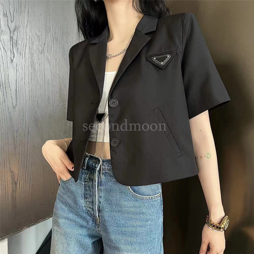 Triangle Badge Designer Jackets Women Fashion Short Jacket Single Breasted Short Sleeve Coat for Woman, Extra shipping fee
Triangle Badge Designer Jackets Women Fashion Short Jacket Single Breasted Short Sleeve Coat for Woman, Extra shipping fee