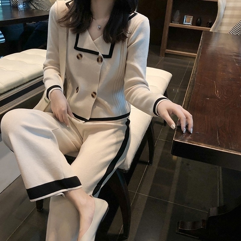 Autumn 2 Piece Set Women Double Breasted Sweater Turn down collar Long Sleeve CardiganWide Leg Full Length Pants Knit 210526, Picture color
Autumn 2 Piece Set Women Double Breasted Sweater Turn down collar Long Sleeve CardiganWide Leg Full Length Pants Knit 210526, Picture color