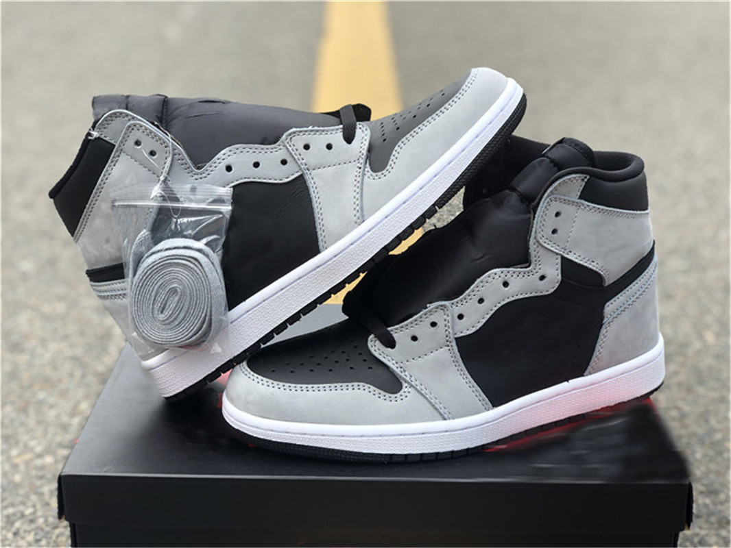 Shoes Authentic 1 Shadow 2.0 Men Basketball 555088-035 Black Light Smoke Grey White Sports Sneakers Original
Shoes Authentic 1 Shadow 2.0 Men Basketball 555088-035 Black Light Smoke Grey White Sports Sneakers Original