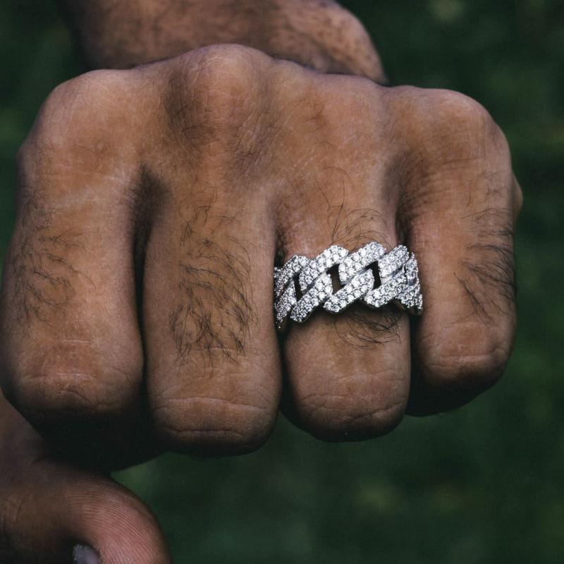 Wedding Rings Wholesale Iced Out Bling 5A Micro Pave Cubic Zirconia Hip Hop Ring For Men Boy Cuban Chain Engagement Band CZ PARTY JEWELRWedd
Wedding Rings Wholesale Iced Out Bling 5A Micro Pave Cubic Zirconia Hip Hop Ring For Men Boy Cuban Chain Engagement Band CZ PARTY JEWELRWedd