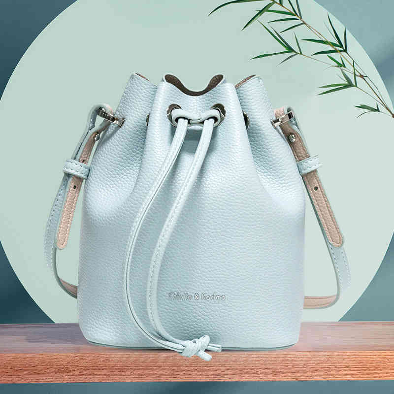 New Women's Bag Oblique Cross Single Shoulder Pu Bucket Versatile Korean Fashion Soft Leather Hand, Sky blue
New Women's Bag Oblique Cross Single Shoulder Pu Bucket Versatile Korean Fashion Soft Leather Hand, Sky blue