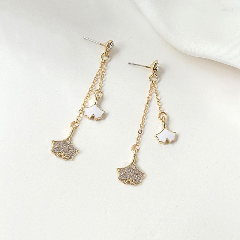 Dangle & Chandelier Fashion Leaf Long Tassel Earrings Pendant Chain Metal Stud Rhinestones Trend Simple Jewellery Vintage Women EarringsDang
Dangle & Chandelier Fashion Leaf Long Tassel Earrings Pendant Chain Metal Stud Rhinestones Trend Simple Jewellery Vintage Women EarringsDang