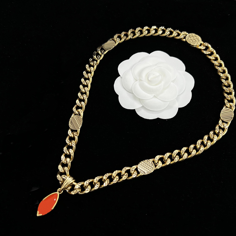Women Jewelry Designer Necklace For Men Pendant Necklaces Womens Gold Chains Joint Wedding Gift Lovers Letter G Luxury Accessories Box Good
Women Jewelry Designer Necklace For Men Pendant Necklaces Womens Gold Chains Joint Wedding Gift Lovers Letter G Luxury Accessories Box Good