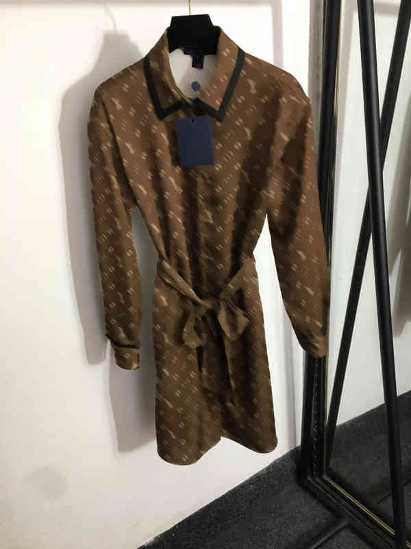 Designer Womens Dresses Classic Logo Letter Print Lace-up Waist Long-sleeved Dress Coffee Color Luxury Women Clothing Apparel, 18
Designer Womens Dresses Classic Logo Letter Print Lace-up Waist Long-sleeved Dress Coffee Color Luxury Women Clothing Apparel, 18