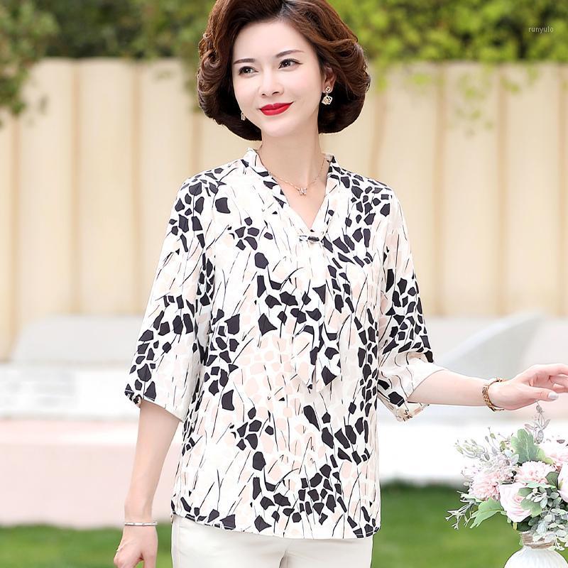 Women's T-Shirt 2022 Spring And Summer Fashion Suit Short-sleeved Plus Size Top Loose Middle-sleeved Chiffon Shirt, Black
Women's T-Shirt 2022 Spring And Summer Fashion Suit Short-sleeved Plus Size Top Loose Middle-sleeved Chiffon Shirt, Black