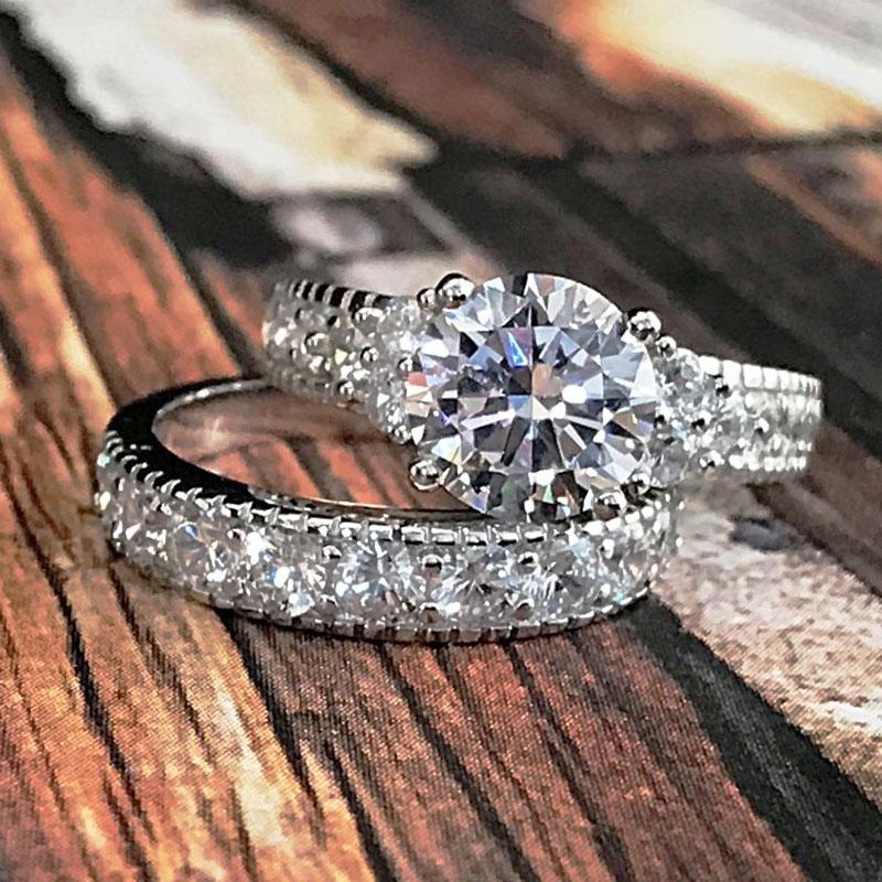 Cluster Rings 1Pair Wedding Full Zircon Heart Sweet Jewelry Luxury High Quality Men Women Engaged Round 5 Size Romantic Gift For GirlfriClus
Cluster Rings 1Pair Wedding Full Zircon Heart Sweet Jewelry Luxury High Quality Men Women Engaged Round 5 Size Romantic Gift For GirlfriClus
