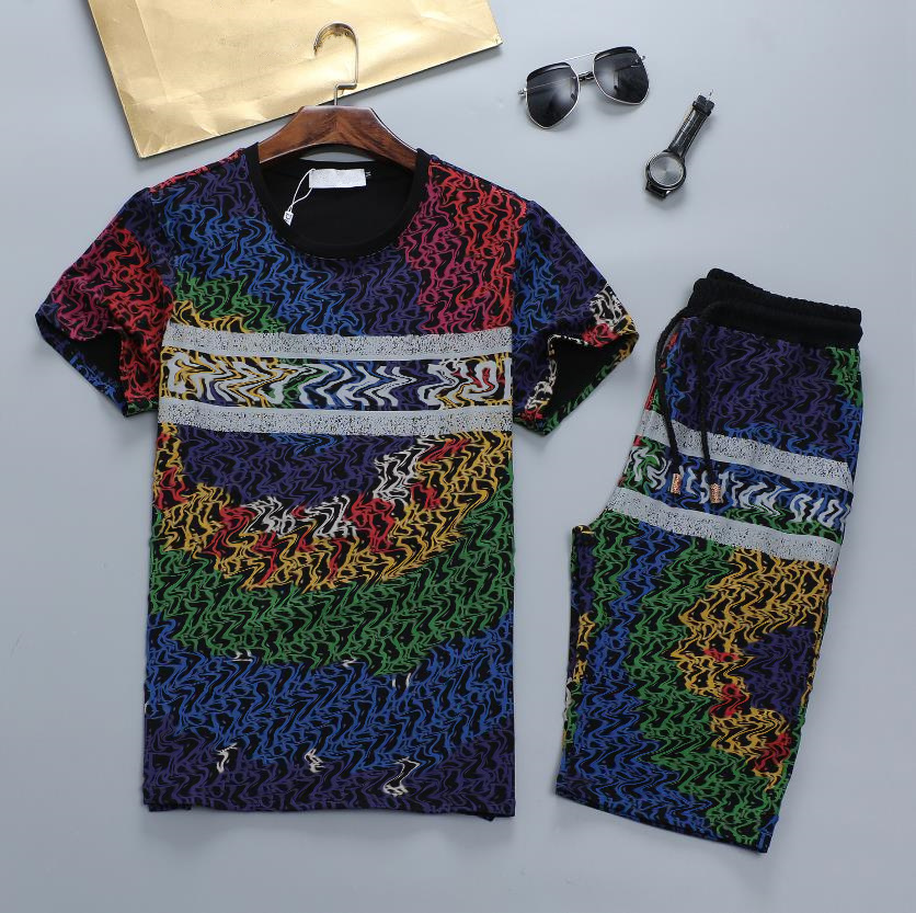 22ss Designer T Shirts Mens Letter Print Embroidery Short Sleeve High Quality Casual Tshirt For Men and Women 100% Pure Cotton Male Clothing
22ss Designer T Shirts Mens Letter Print Embroidery Short Sleeve High Quality Casual Tshirt For Men and Women 100% Pure Cotton Male Clothing