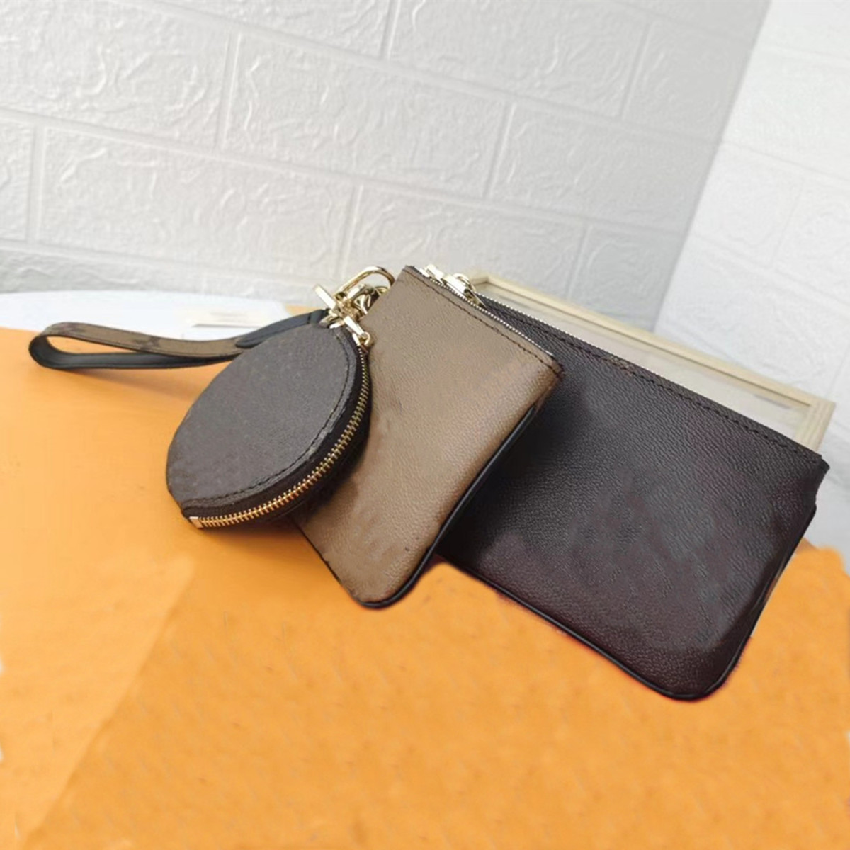 Lady Hand Bag Purse Triplet Presbyopic Designer Luxury Wallets Ladies Girls Unisex Purses Women Money Clip Wallet Long Leather Handbags, Customize
Lady Hand Bag Purse Triplet Presbyopic Designer Luxury Wallets Ladies Girls Unisex Purses Women Money Clip Wallet Long Leather Handbags, Customize