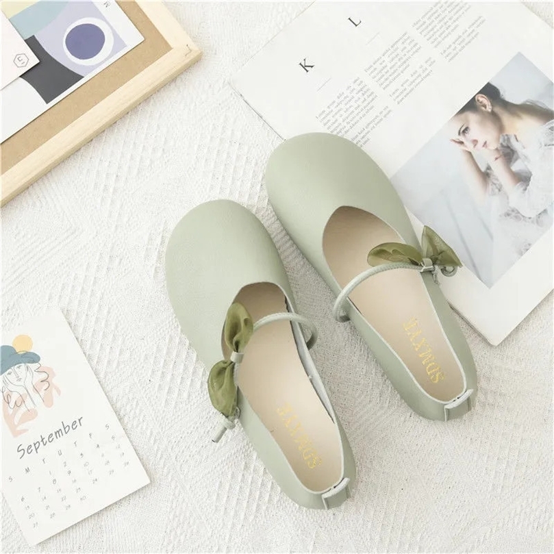 Pantofel Nyaman Kasual Wanita Sepatu Balet Mary Jane Ujung Bundar Desainer Putih Flat Kulit Lunak Ikatan Simpul Klasik Mode 220614, Beige
Pantofel Nyaman Kasual Wanita Sepatu Balet Mary Jane Ujung Bundar Desainer Putih Flat Kulit Lunak Ikatan Simpul Klasik Mode 220614, Beige