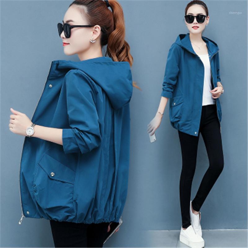 Women's Trench Coats 2022 Short Windbreaker Coat Female Spring Autumn Loose Mother Clothes Korean Middle-aged Large Size Jacket Tops G410, Blue
Women's Trench Coats 2022 Short Windbreaker Coat Female Spring Autumn Loose Mother Clothes Korean Middle-aged Large Size Jacket Tops G410, Blue
