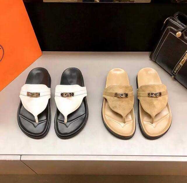 New designer women's sandals flip-flops flat soft leather summer beach men's slippers high quality leisure walking air cushion stretch luxury leather shoes, Red
New designer women's sandals flip-flops flat soft leather summer beach men's slippers high quality leisure walking air cushion stretch luxury leather shoes, Red