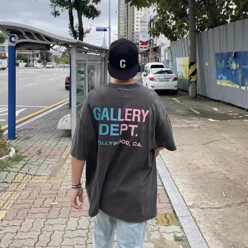 Men' T-Shirts Magic Alphabet Print Short Sleeve High Street Wash Used Barrel Woven Crew Neck T-shirt Couple LooseMen' Men'sMen, Black
Men' T-Shirts Magic Alphabet Print Short Sleeve High Street Wash Used Barrel Woven Crew Neck T-shirt Couple LooseMen' Men'sMen, Black