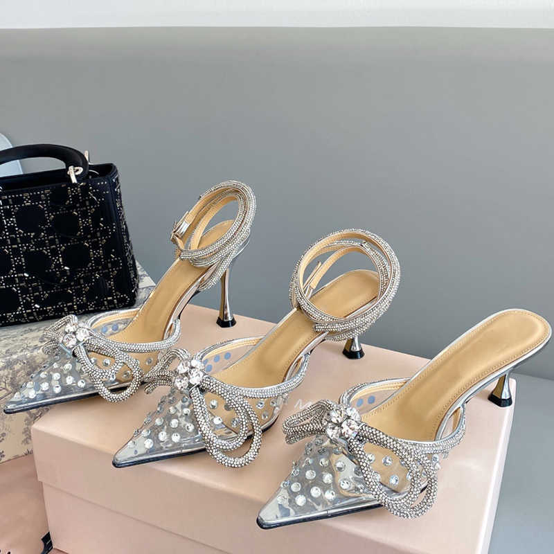 women Dress shoes MACH Crystal Embellished Bow rhinestone high heeled sandals Designer transparent PVC Pearl drill party slippers top, 6.5cm clear drill slipper
women Dress shoes MACH Crystal Embellished Bow rhinestone high heeled sandals Designer transparent PVC Pearl drill party slippers top, 6.5cm clear drill slipper