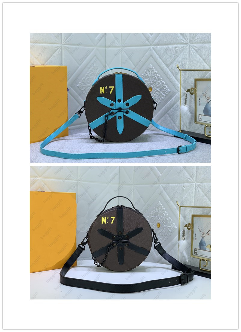 Wheel Box Bags Circular Hatbox Trunk Chauffeur M59706 Man women Round cake tire Purse Steamer chain Monograms Shoulder cross body handbag N.7 Seventh Show M59329, No bag;for balance fees
Wheel Box Bags Circular Hatbox Trunk Chauffeur M59706 Man women Round cake tire Purse Steamer chain Monograms Shoulder cross body handbag N.7 Seventh Show M59329, No bag;for balance fees