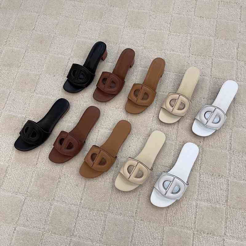 CD Embroidery Slippers High-end Customized Letter Pig Nose Thick Heel Flip Flops Classic Open Toe Women's Sandals Leather Summer Slippers, Flat bottom white
CD Embroidery Slippers High-end Customized Letter Pig Nose Thick Heel Flip Flops Classic Open Toe Women's Sandals Leather Summer Slippers, Flat bottom white