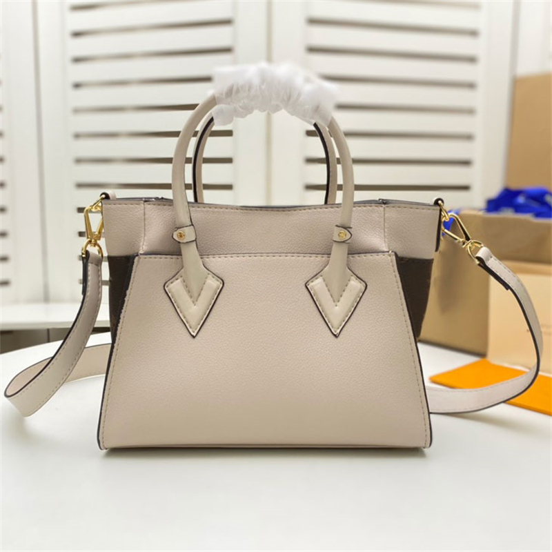lvs handbag Designer On My Side PM Totes Luxury Handbags Purse Bags Elegant Sitching Fine Grain Calf Shoulder Strap Handles Handbag Letter Bag E9S6
lvs handbag Designer On My Side PM Totes Luxury Handbags Purse Bags Elegant Sitching Fine Grain Calf Shoulder Strap Handles Handbag Letter Bag E9S6