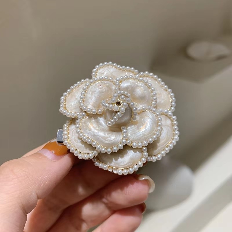 Noble Simulated Pearl Rose Flower Brooch for Women Dress Enameled Bride Brooches Wedding Jewelry Gift Wholesale pirce