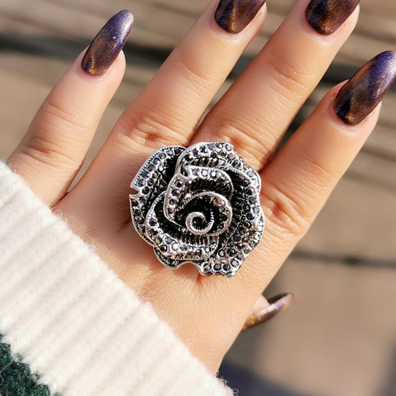 Wedding Rings Luxury Design Personality Big Rose Flower For Women Antique Silver Color Retro Ring Vintage Jewelry ZD1 XS2Wedding
Wedding Rings Luxury Design Personality Big Rose Flower For Women Antique Silver Color Retro Ring Vintage Jewelry ZD1 XS2Wedding