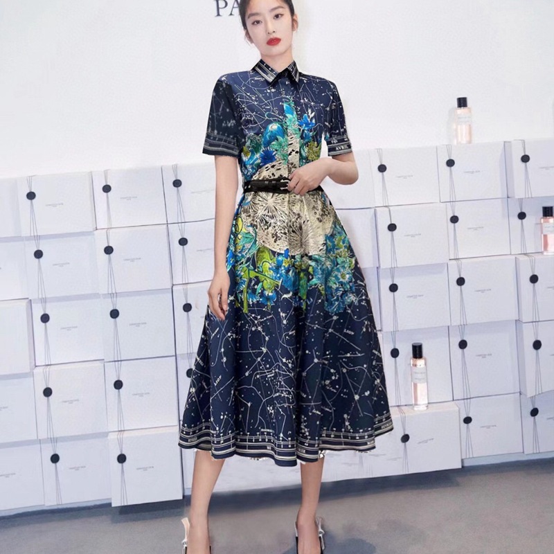 Luxury Printed Button Down Shirt Dress Short Sleeve 2022 Spring Runway Designer Chic Star Casual Office Midi Dresses With Belt Elegant Party Women Clothes Summer, Green
Luxury Printed Button Down Shirt Dress Short Sleeve 2022 Spring Runway Designer Chic Star Casual Office Midi Dresses With Belt Elegant Party Women Clothes Summer, Green
