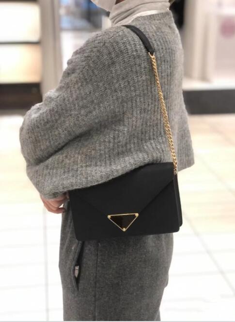 New All-Matching Classic Triangle Mark Flip Envelope Package Chain Bag, As pic
New All-Matching Classic Triangle Mark Flip Envelope Package Chain Bag, As pic