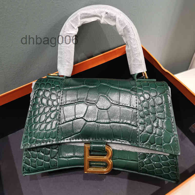Balencaigass Bags Designers 2022 Hourglass Designer Handbag b Women's Crocodile High Version Mini Leather Single Shoulder Diagonal Span, Light blue
Balencaigass Bags Designers 2022 Hourglass Designer Handbag b Women's Crocodile High Version Mini Leather Single Shoulder Diagonal Span, Light blue