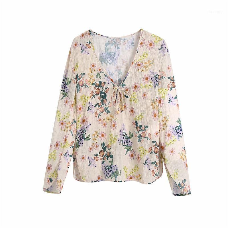 Women's Blouses & Shirts Fashion Elegant Temperament Lace Up V Neck Women Blouse Vintage Print Long Sleeve Pullover Fall 2022 Chic Loose Blu, Beige print
Women's Blouses & Shirts Fashion Elegant Temperament Lace Up V Neck Women Blouse Vintage Print Long Sleeve Pullover Fall 2022 Chic Loose Blu, Beige print