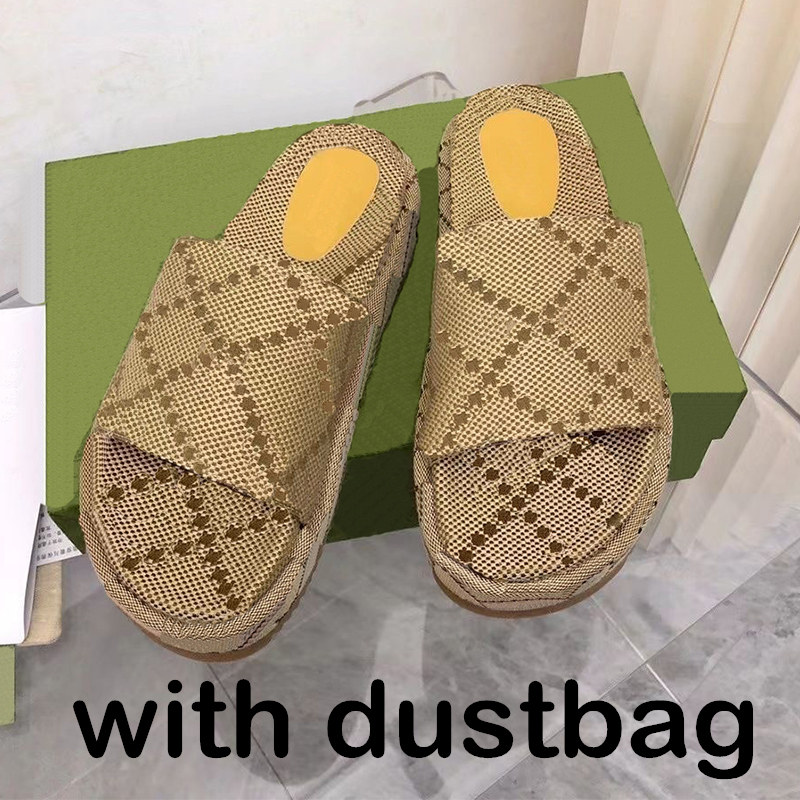 designer slides sandals slippers men womens platforms classic canvas rubber Flip Flops Gear Bottoms Beach Shoes Loafers fashion
designer slides sandals slippers men womens platforms classic canvas rubber Flip Flops Gear Bottoms Beach Shoes Loafers fashion