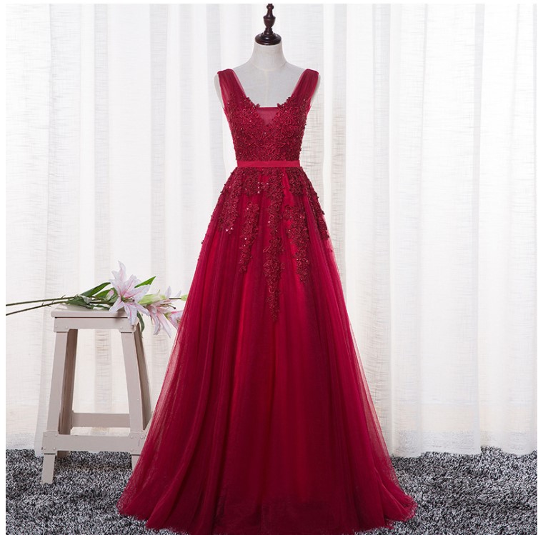 Vestido De Festa V Neck Dresses Cap Sleeve Vintage Lace Appliques Beaded Navy Blue Bridesmaid Dresses Women Formal Party Gowns