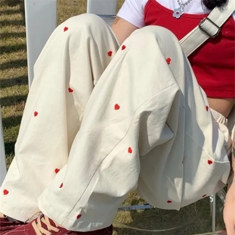 HOUZHOU Korean Style Women Sports Pants Cute Wide Leg Fashion Love Print Jokers Trousers Female Harajuku Sweatpants Beige 220419
HOUZHOU Korean Style Women Sports Pants Cute Wide Leg Fashion Love Print Jokers Trousers Female Harajuku Sweatpants Beige 220419