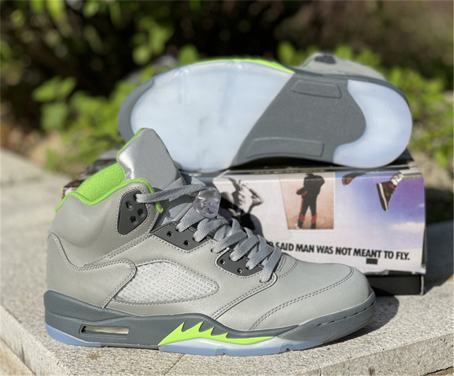 2022 release Air New 5 5s Green Bean DM9014-003 Authentic Outdoor shoes Silver Reflective Sports Sneakers Mens With Original Box, Don't order this option
2022 release Air New 5 5s Green Bean DM9014-003 Authentic Outdoor shoes Silver Reflective Sports Sneakers Mens With Original Box, Don't order this option