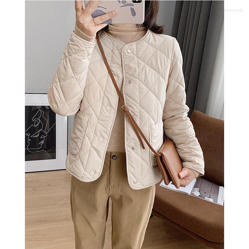Women' Down & Parkas Lingge Collarless Lightweight Short Padded Jacket Women Loose Winter 2022 Cotton Quilted Guin22, White
Women' Down & Parkas Lingge Collarless Lightweight Short Padded Jacket Women Loose Winter 2022 Cotton Quilted Guin22, White